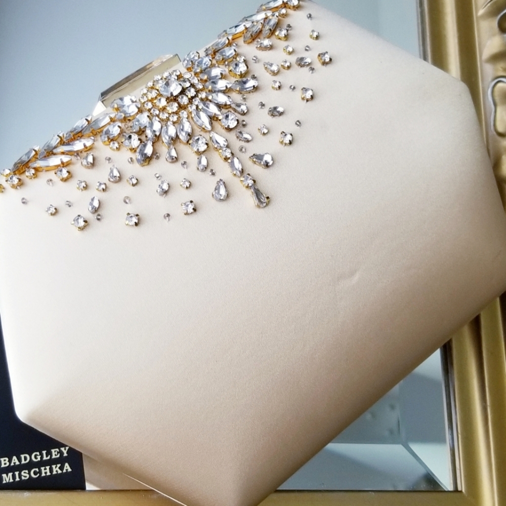 ❗Badgley Mischka Gold Satin Marilyn Monroe Style Rhinestone Clutch❗